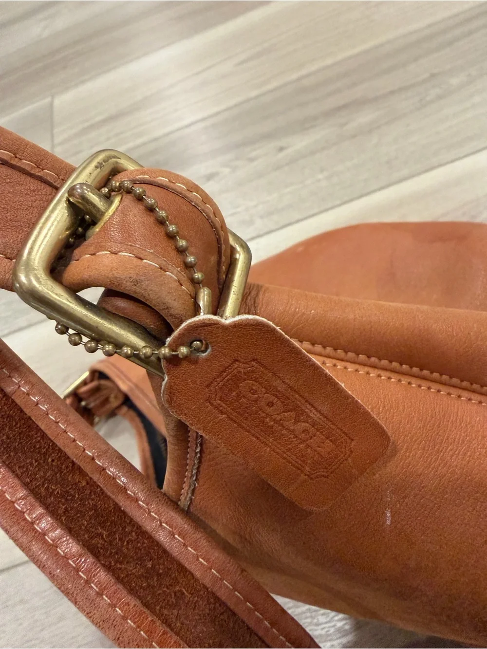 Vintage Coach Duffle Sac Bucket Bag British Tan Leather Made in USA 9085 TLC